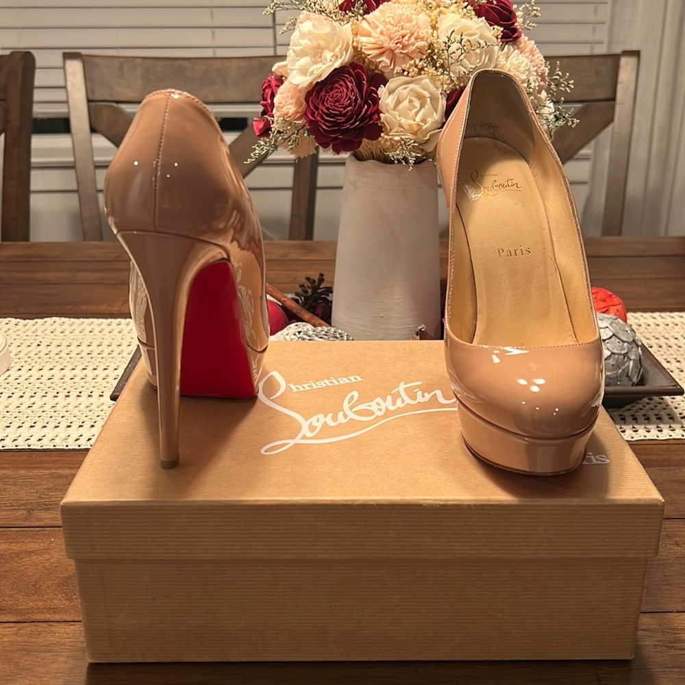 Nude. Bianca , Christian Louboutin size 38.5